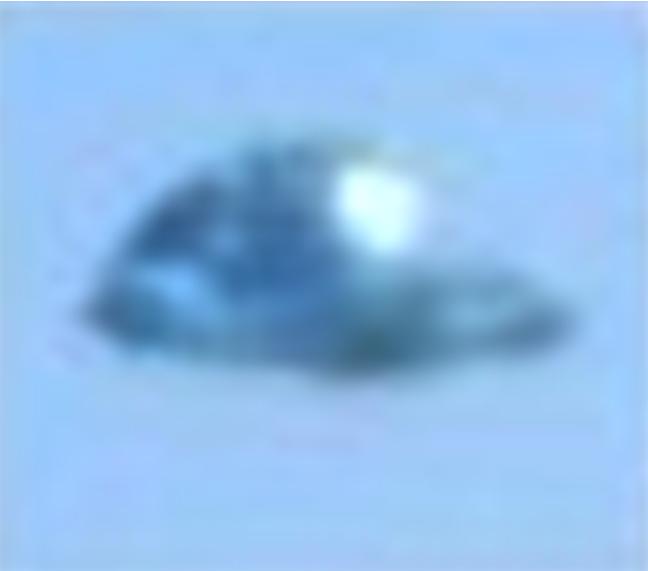 Amazing UFO Seen Over Crete – Updated Credit Added
