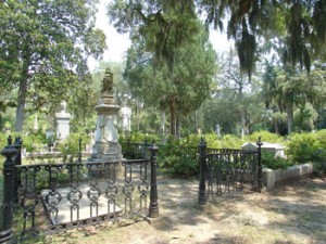 Bonaventure Cemetery, history buried in legend