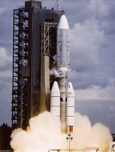 Centaur launches Voyager 2
