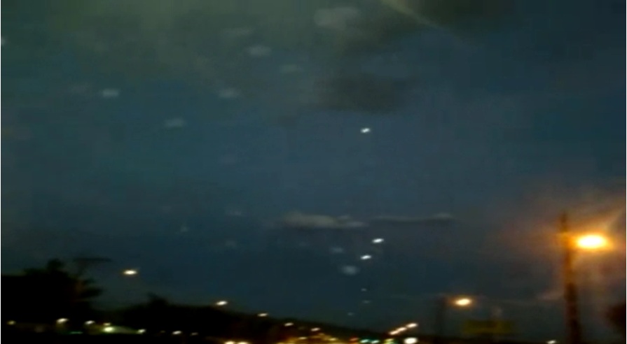 Video: Fleet of UFOs In Skies Over Vegas