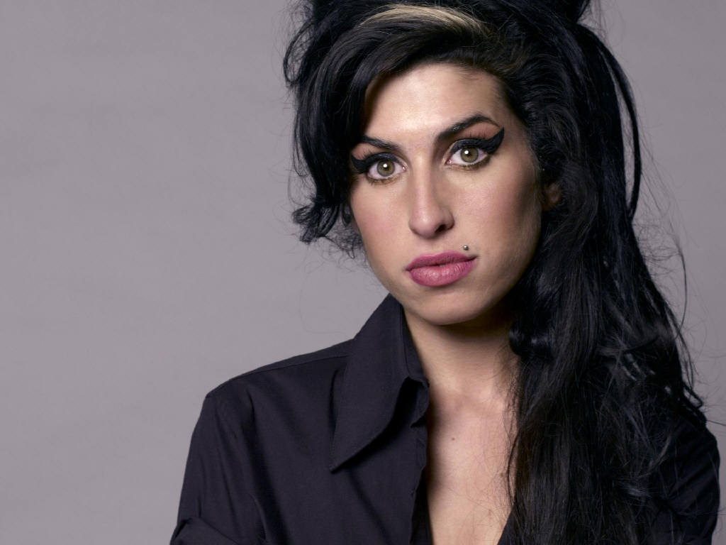 Pete Doherty Convinced Amy Winehouse Is Haunting Him?