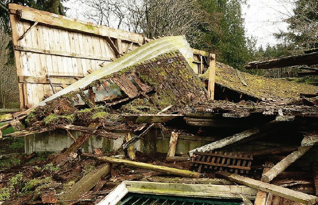 Rumble From The Sky Collapses Barn